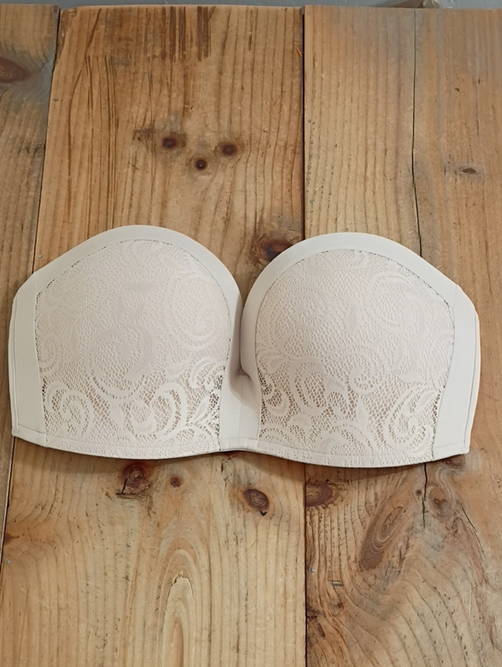 Delimira Beige Strapless Plunge Push Up Underwire Bra Size 36DD - Picture 2 of 9